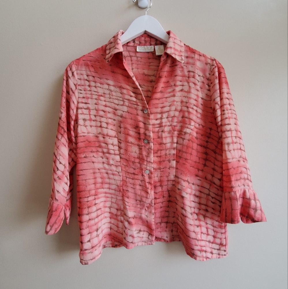 Vintage caviar Raspberry red colour pattern shirt, small size
